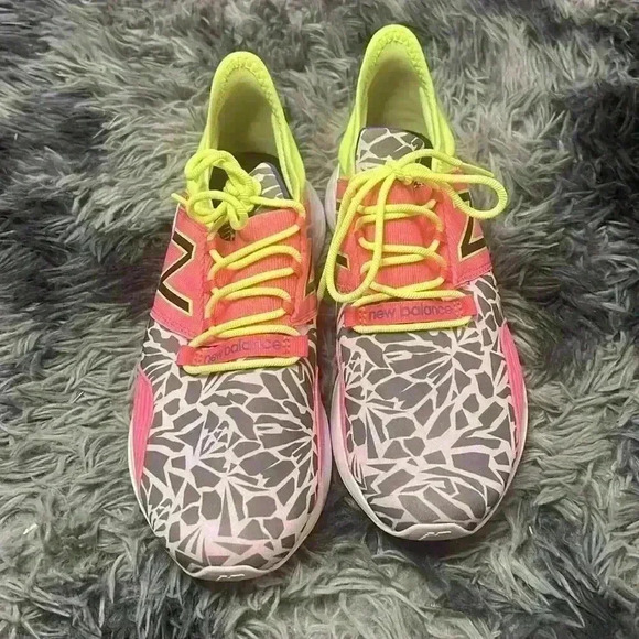 New balance fresh foam - Picture 2 of 7